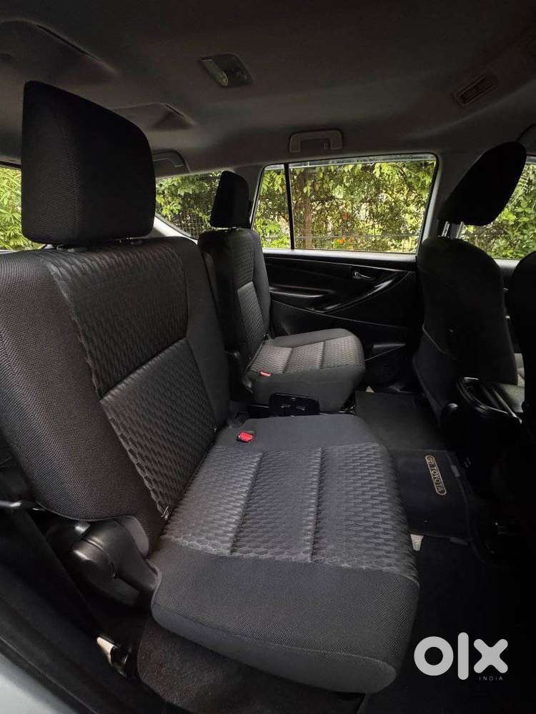 Toyota Innova Crysta 2.8 Gx At 7 Str, 2017, Diesel