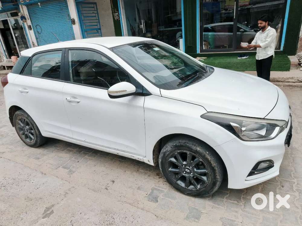 Hyundai I20 2019 Petrol 90000 Km Driven
