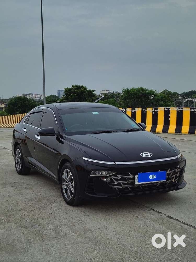 Hyundai Verna 1.5 Mpi Mt Sx (o), 2024, Petrol