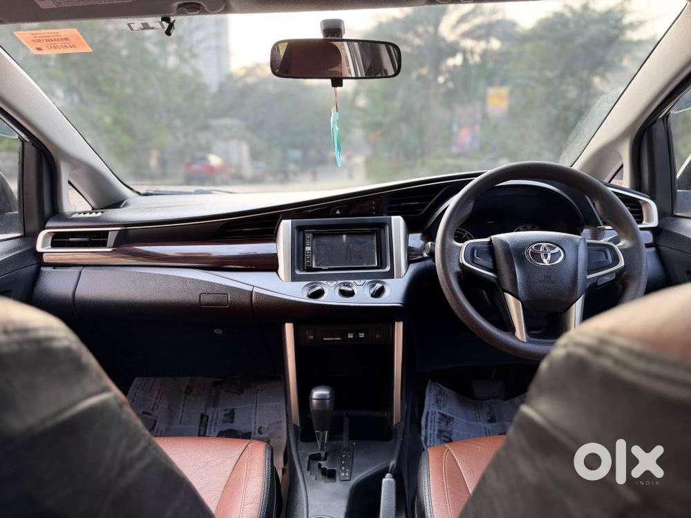 Toyota Innova Crysta 2.8 Gx At, 2017, Diesel