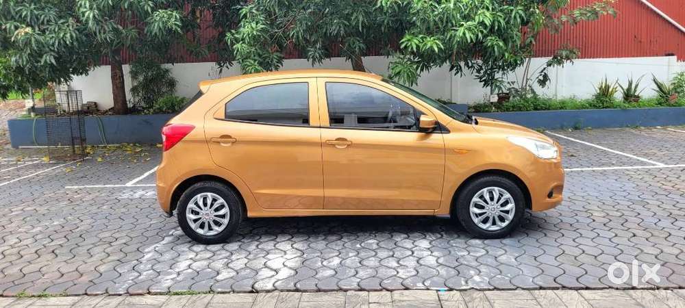 Ford Figo, 2016, Petrol