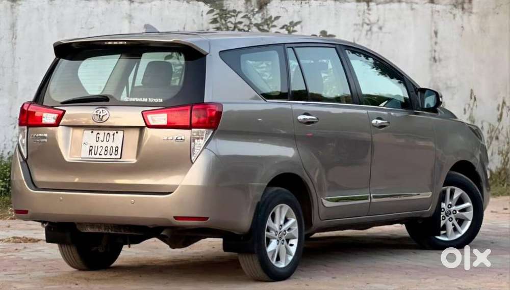 Toyota Innova Crysta 2.4 Gx Mt 8s, 2016, Diesel