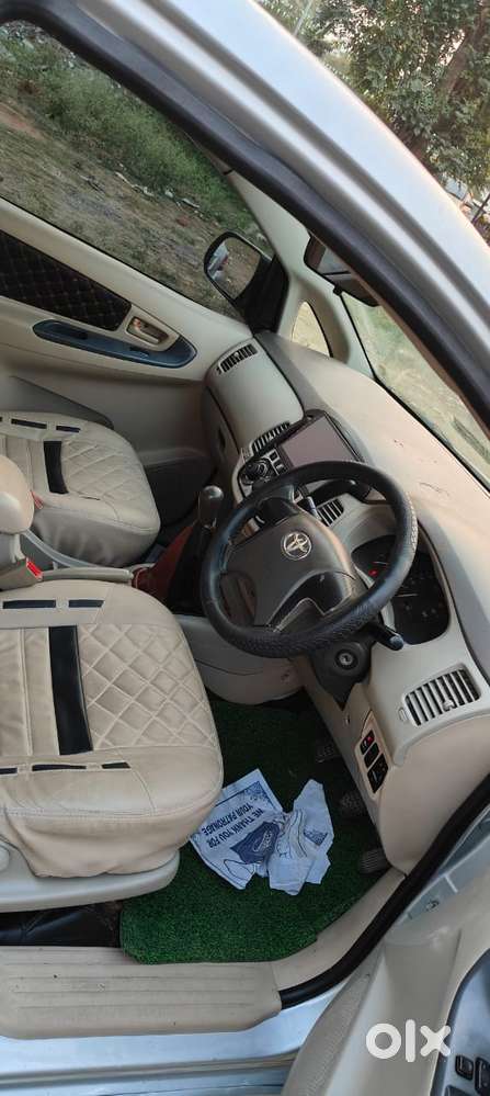 Toyota Innova 2.5 G (diesel) 7 Seater, 2014, Diesel