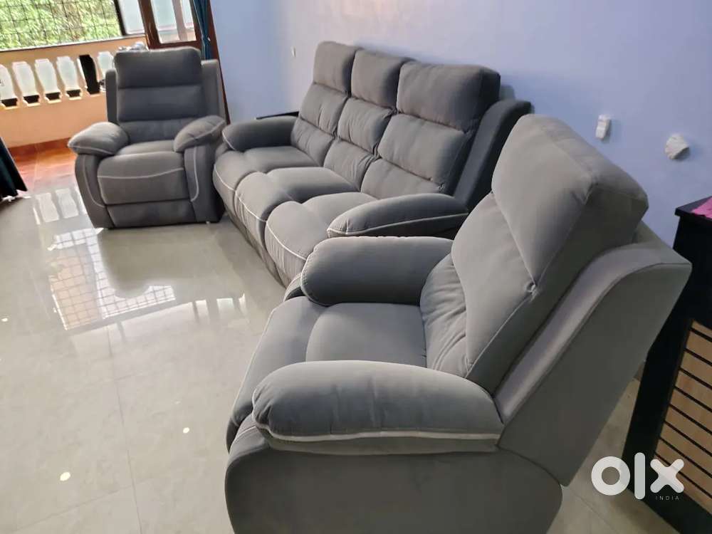5 seater sofa + 2 sofa chairs