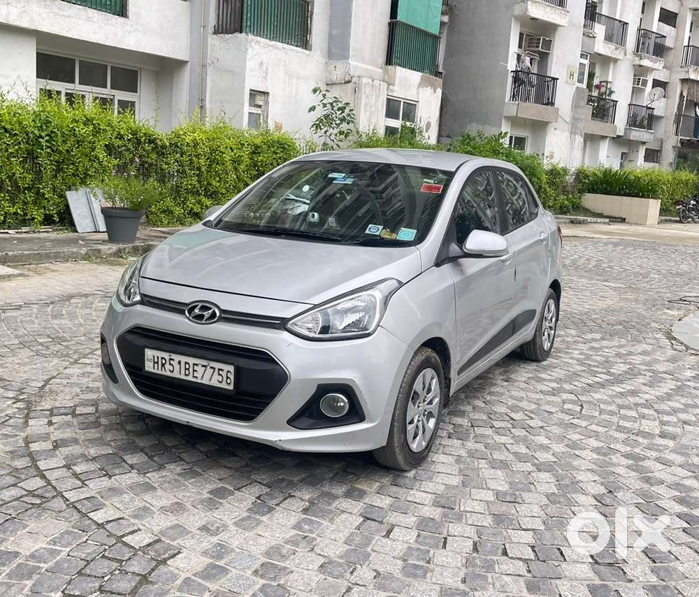 Hyundai Xcent Petrol 2015