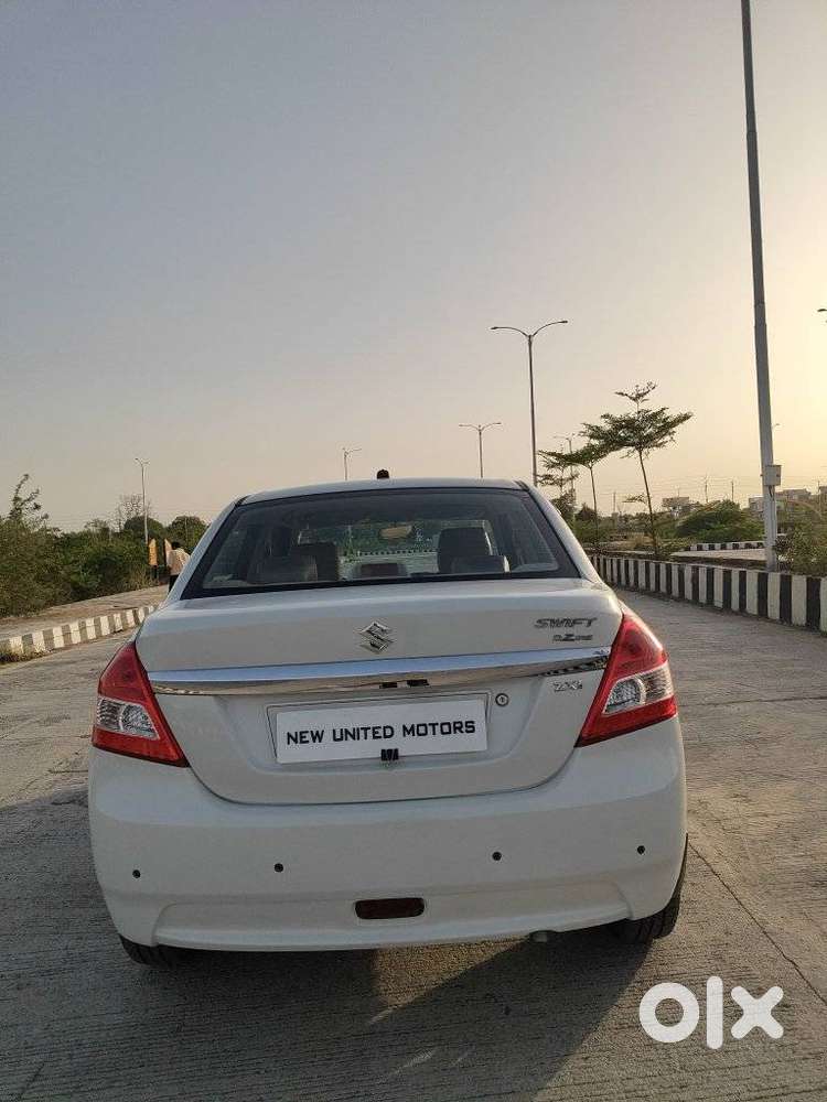 Maruti Suzuki Swift Dzire 1.3 Zxi, 2014, Petrol