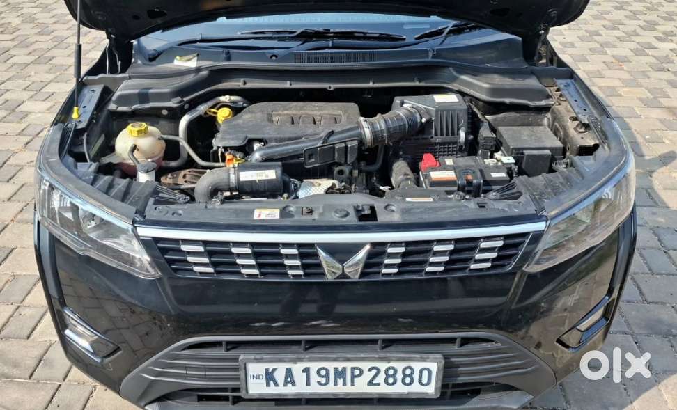 Mahindra Xuv300 W6, 2023, Petrol