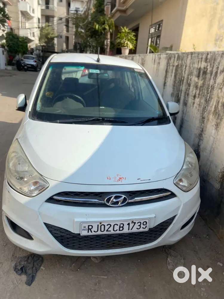 Hyundai I10 Sportz Petrol 2011