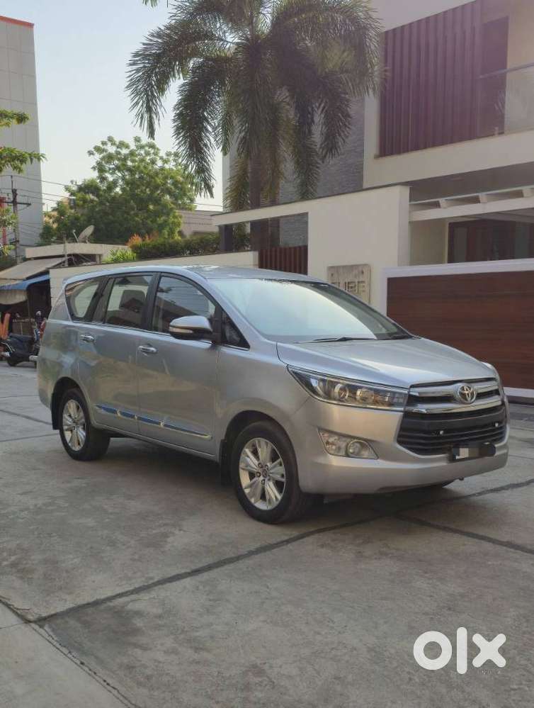 Toyota Innova Crysta 2.4 V 8 Str, 2017, Diesel