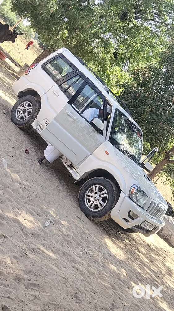 Mahindra Scorpio 2012 Diesel Car