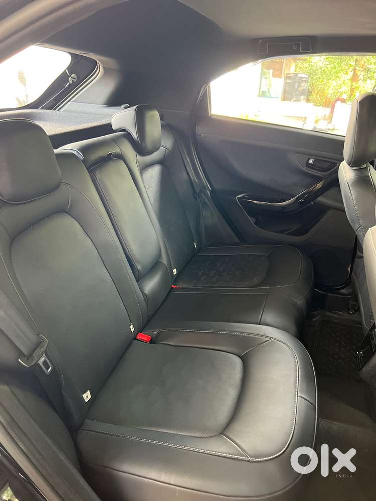 Nexon Petrol Automatic - Dark Edition (xza+o)