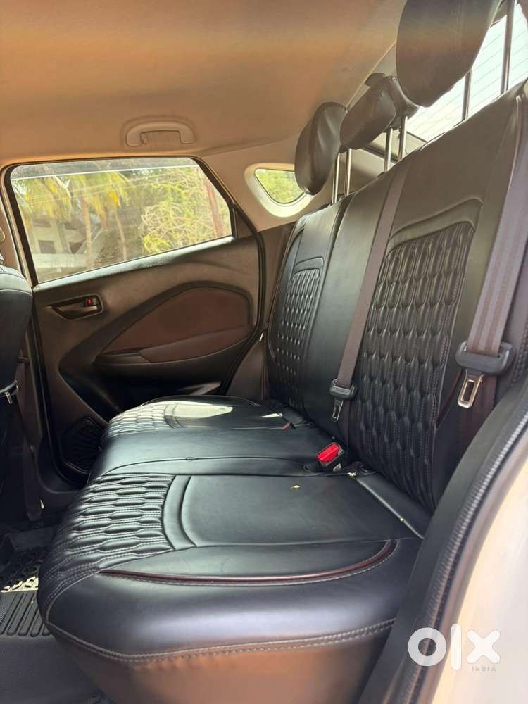 Maruti Suzuki Fronx Delta 1.2 Ags, 2023, Petrol