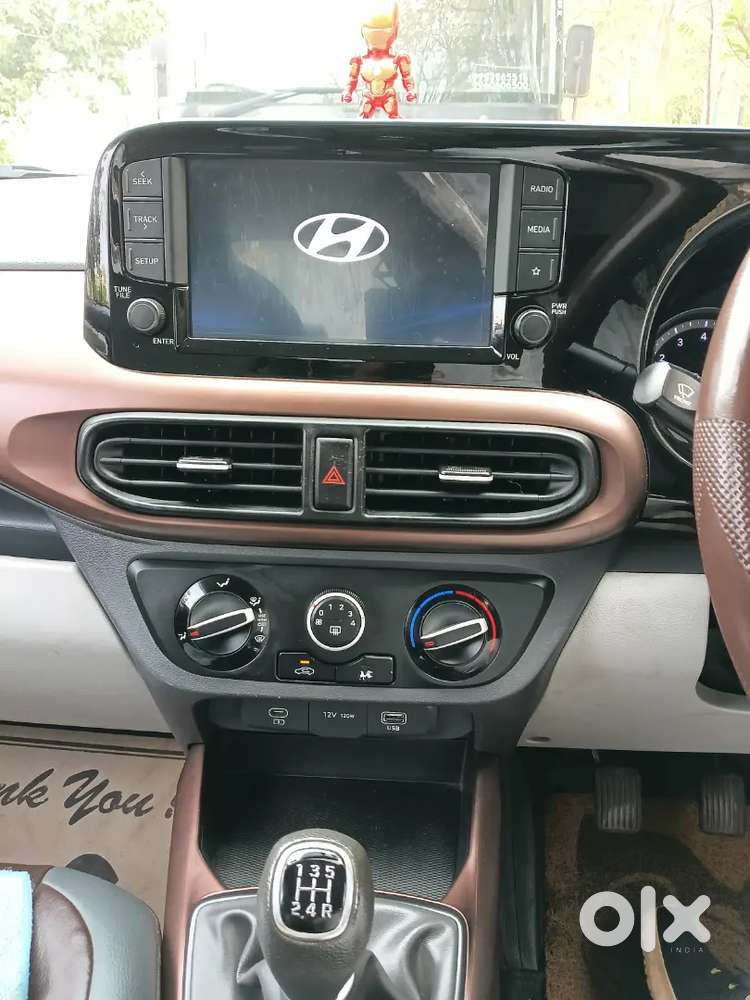 Taxi Hyundai Aura 2023 Cng+petrol  Top Varient