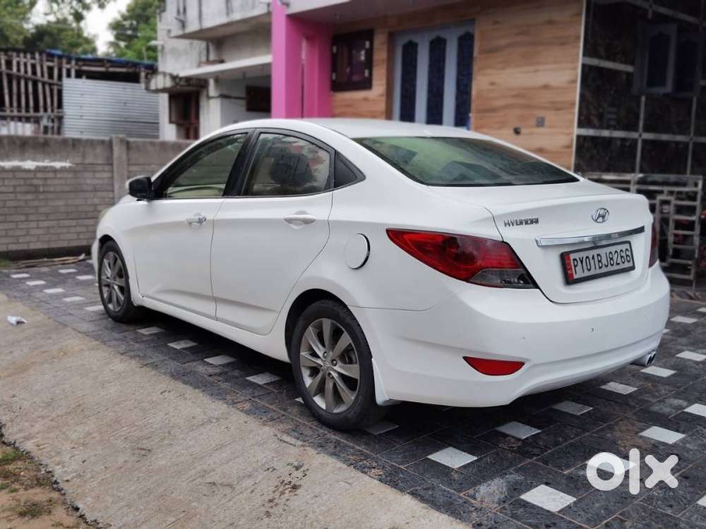 Hyundai Verna Fluidic 1.6 Crdi Sx Opt, 2011, Diesel