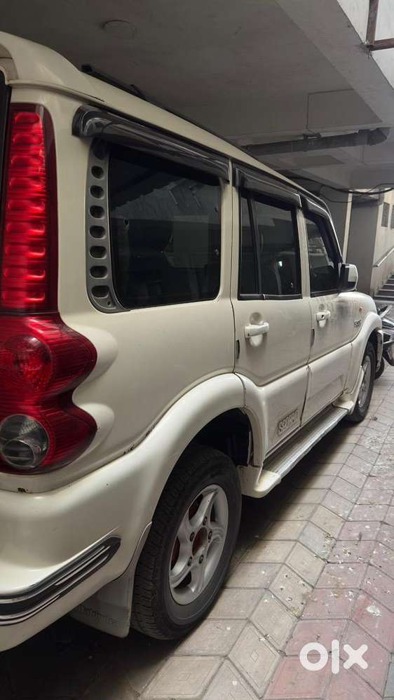 Mahindra Scorpio 2010 Diesel Well Maintained