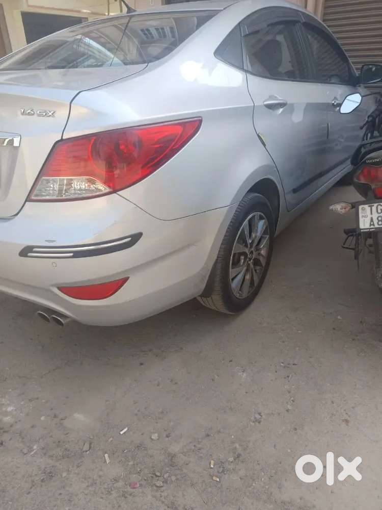 Hyundai Verna 2013 Petrol 100000 Km Driven