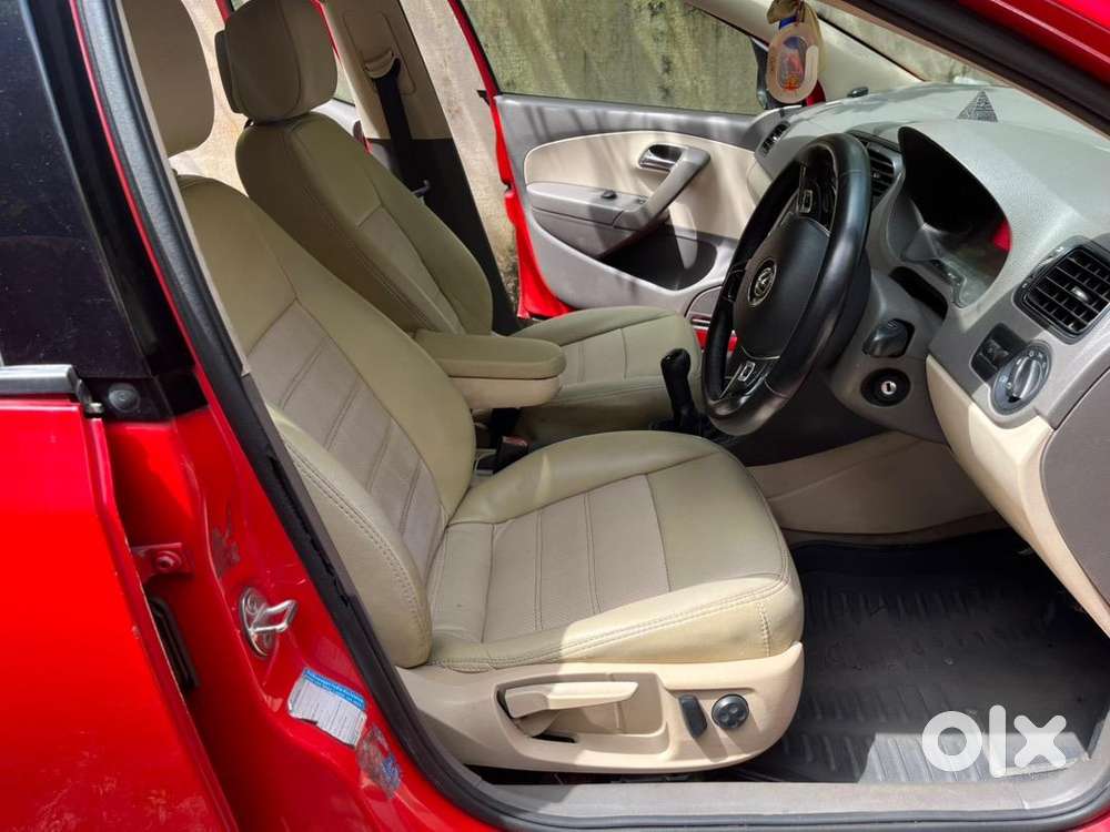 Volkswagen Vento 1.6 Diesel Tdi  (2013)