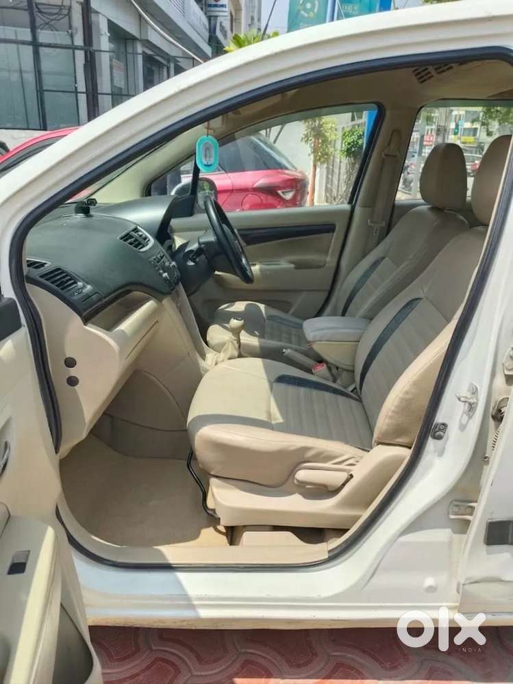 Maruti Suzuki Ertiga 1.4 Vxi Abs, 2014, Petrol