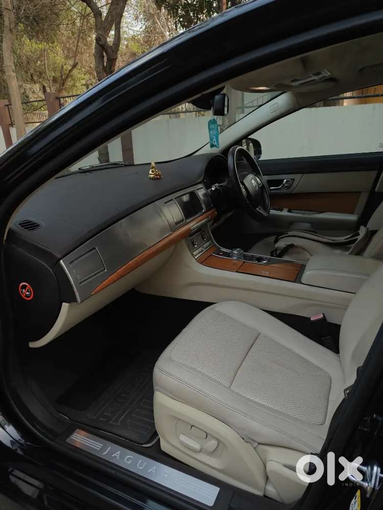 Jaguar Xf 5.0 Litre V8 India's First Xf To Be Imported From Uk!