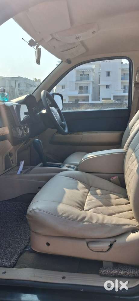 Ford Endeavour Sport Edition, 2011, Diesel