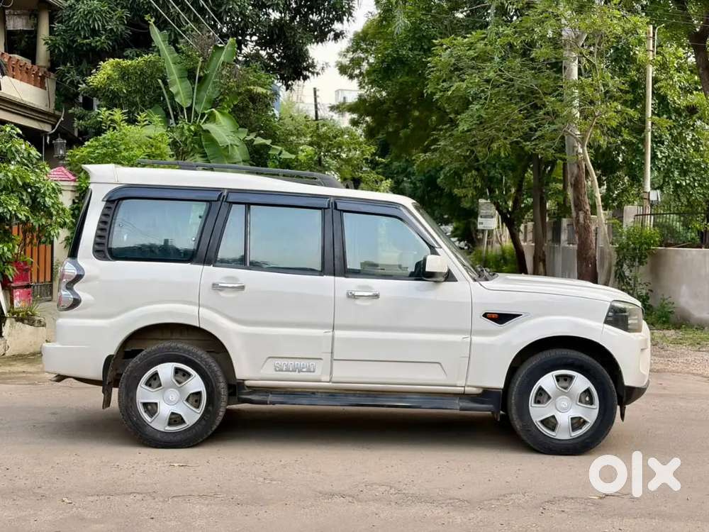 Mahindra Scorpio S6 2016 Car
