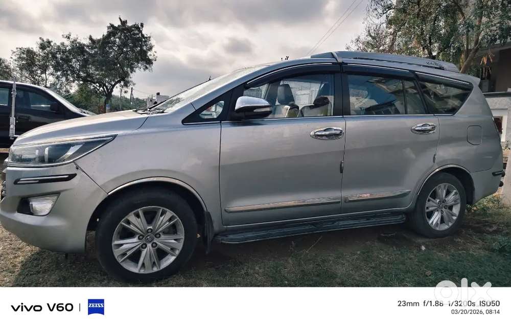 Toyota Innova Crysta Automatic Z 2016 Diesel 248000 Km Driven