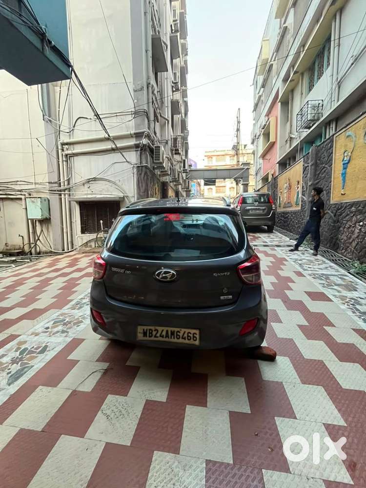 Hyundai Grand I10 Sportz 2018 Only 37000 Kms Driven