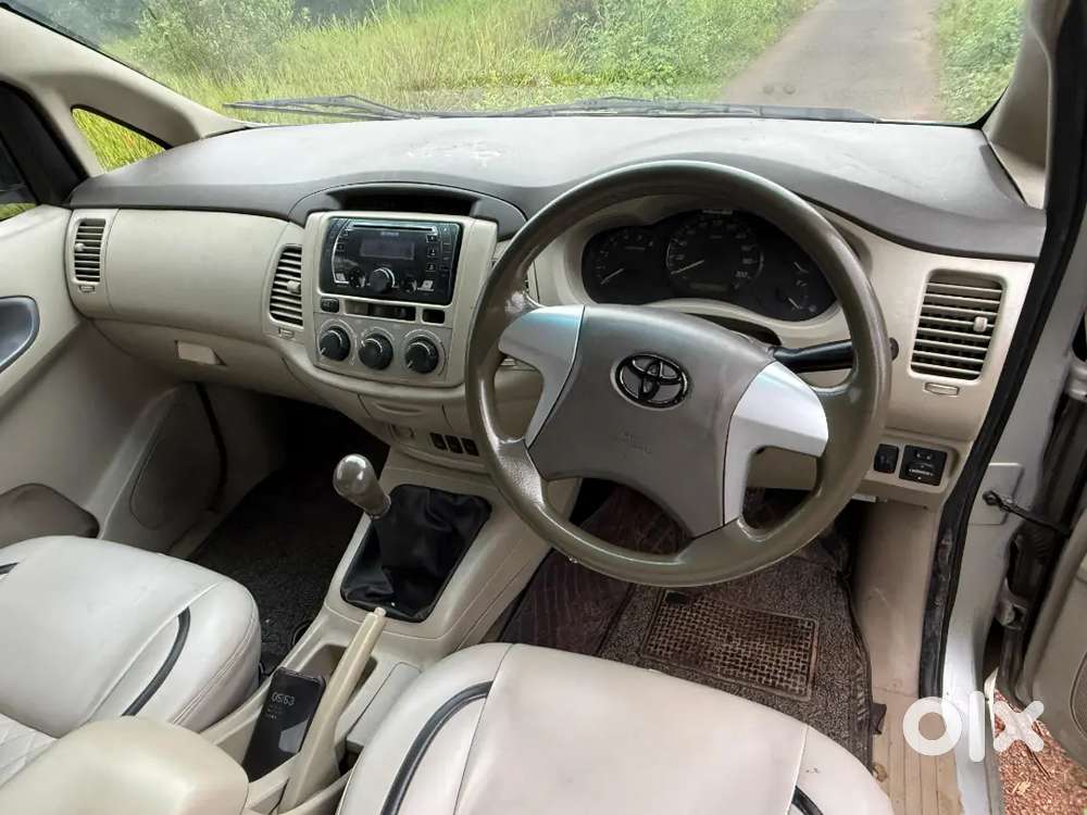 Toyota Innova Diesel 2012 7-seater
