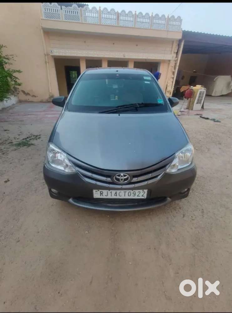 Toyota Etios Liva 2013