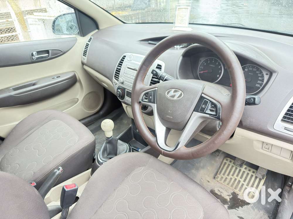 Hyundai I20 Sportz Petrol, 2010, Petrol