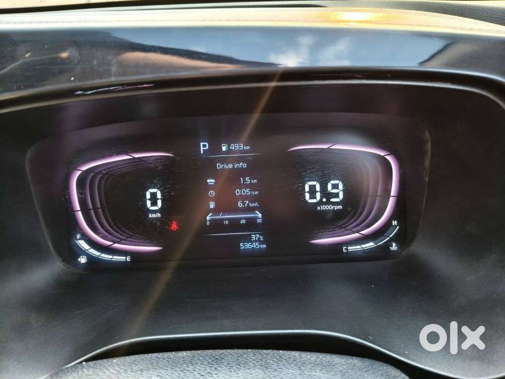 Kia Carens 1.4 Luxury Plus 6 Str, 2022, Petrol