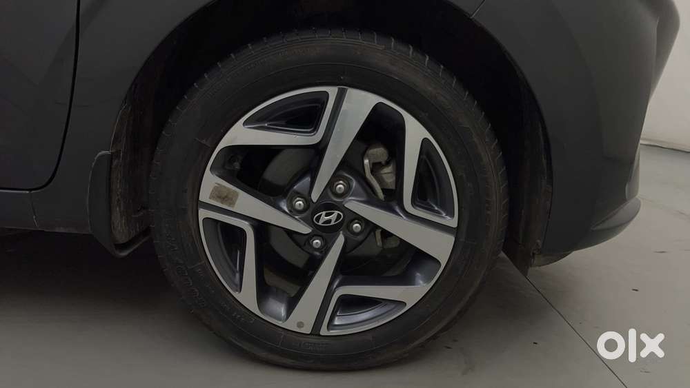 Hyundai Aura Sx 1.2 (o) Petrol, 2022, Petrol