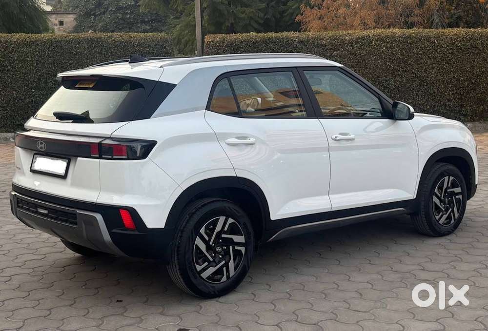 Hyundai Creta 1.5 Manual 2024 Petrol 4700 Kms Chandigarh Registration.