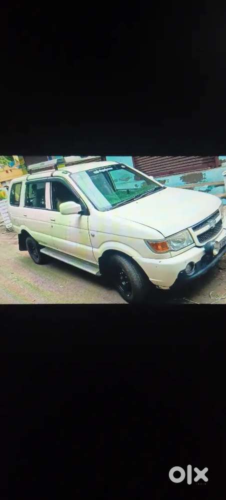 Chevrolet Tavera 2012