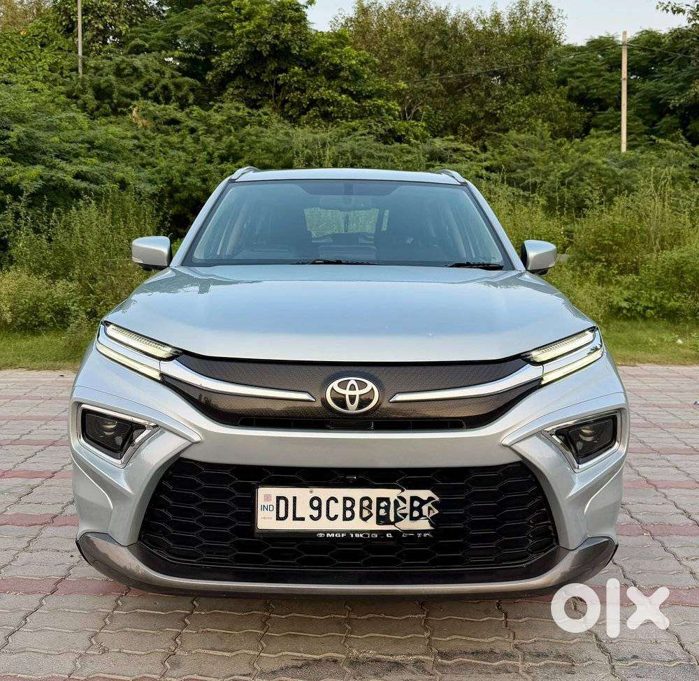 Toyota Urban Cruiser 1.5 Premium Grade At, 2023, Petrol