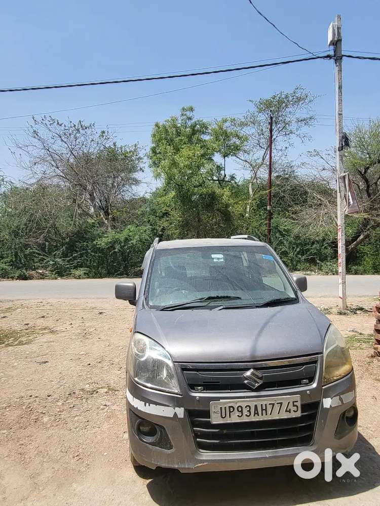 2013-14 Model Wagonr Petrol +cng Mileage 35+ Tyre 90% New