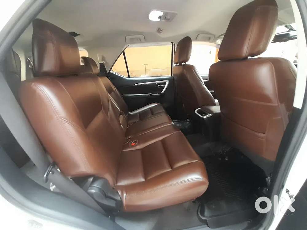 Toyota Fortuner Legender 2019