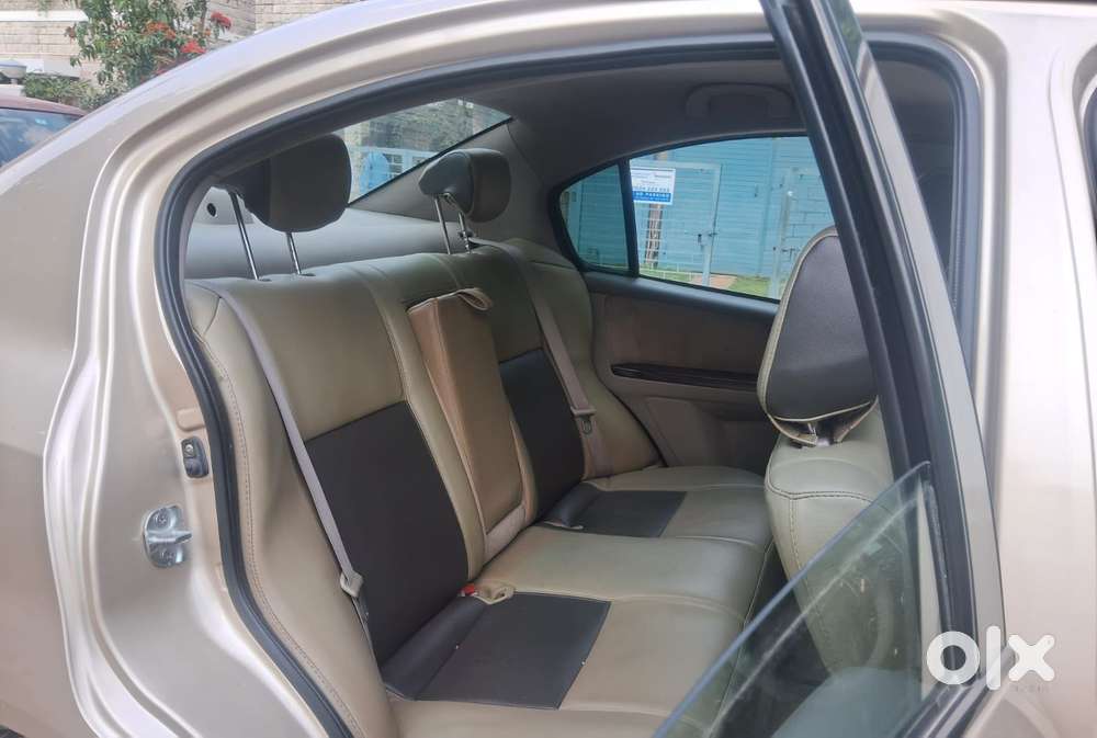 Maruti Suzuki Sx4 Zxi, 2010, Petrol