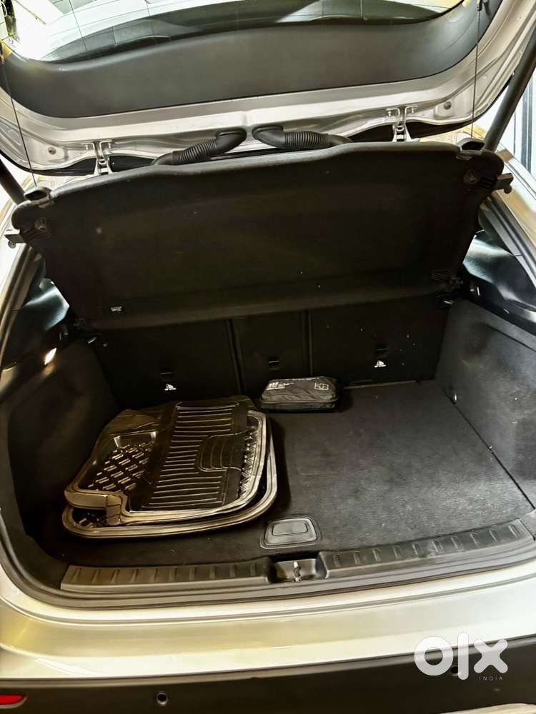 Mercedes-benz Gla 200, 2023, Petrol