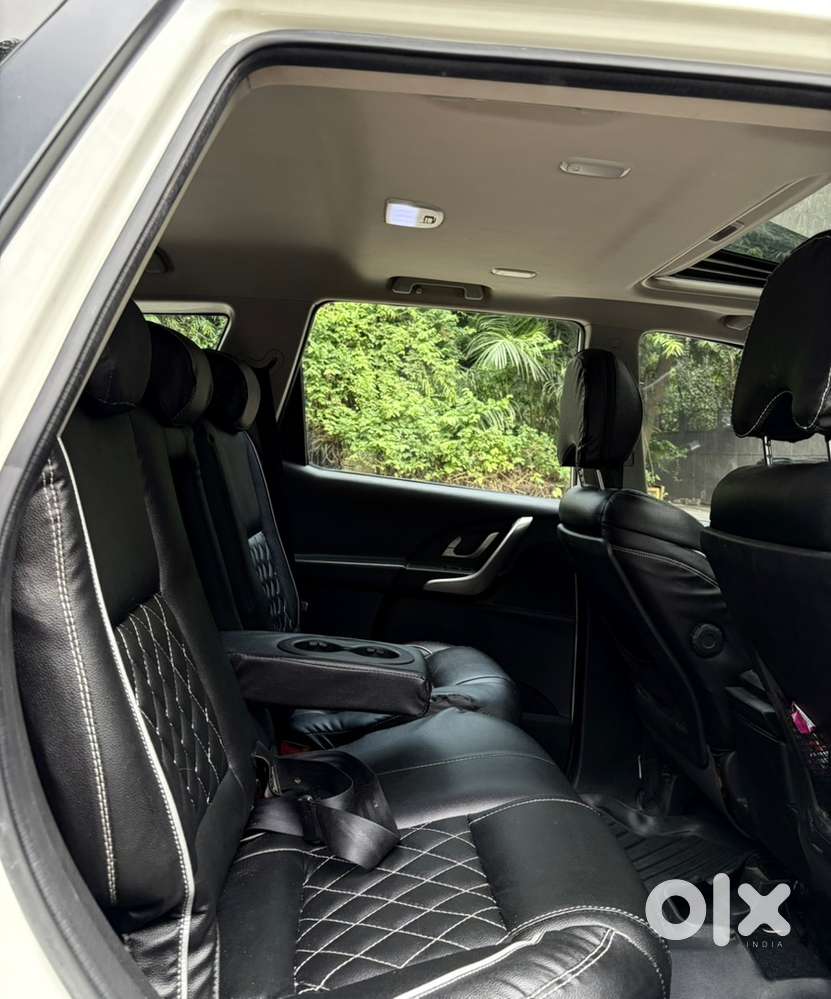 Mahindra Xuv500 Diesel 2018 W9 Automatic 74900km With Service Records