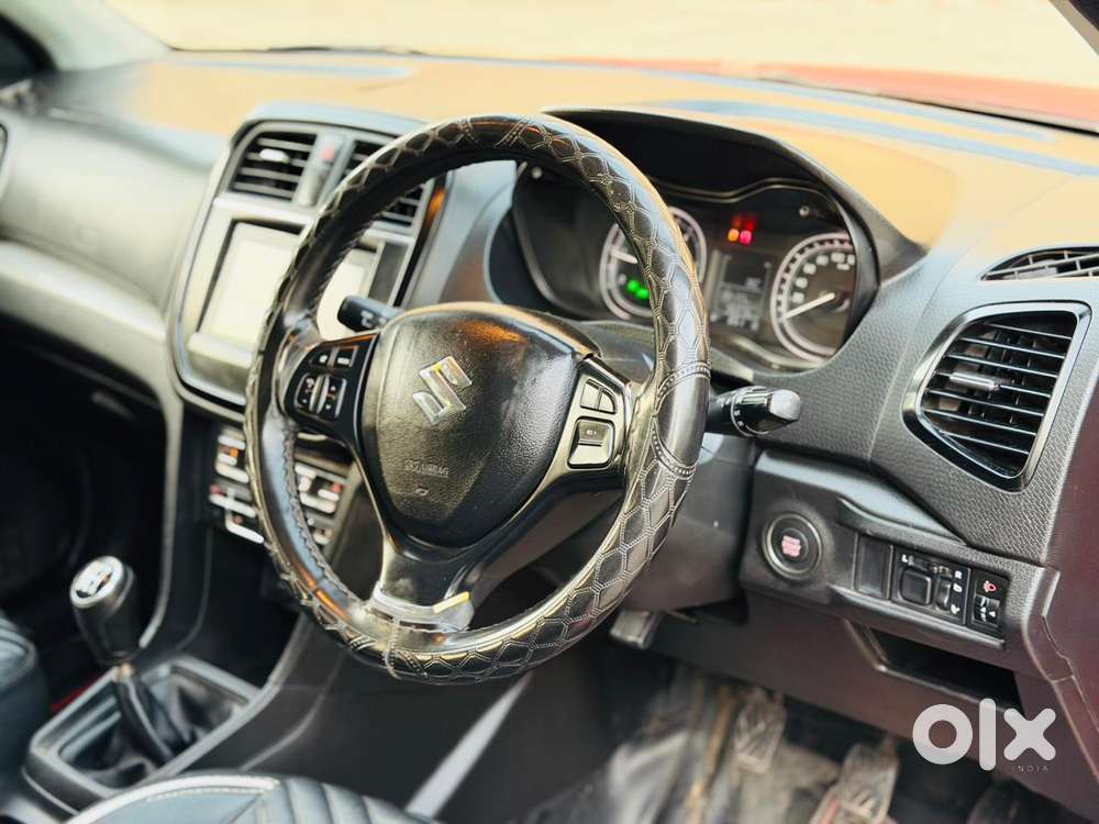 Maruti Suzuki Brezza Zdi+ Dual Tone, 2018, Diesel