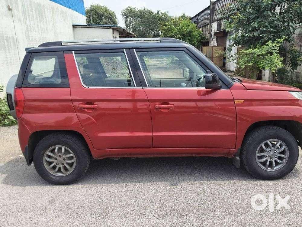 Mahindra Tuv 300 T10 Opt Dual Tone, 2018, Diesel