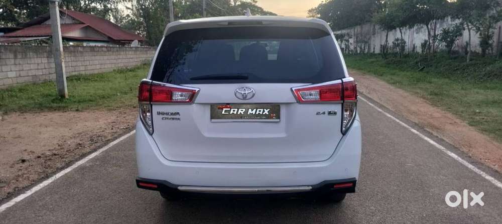 Toyota Innova Crysta 2.4 G Mt, 2021, Diesel