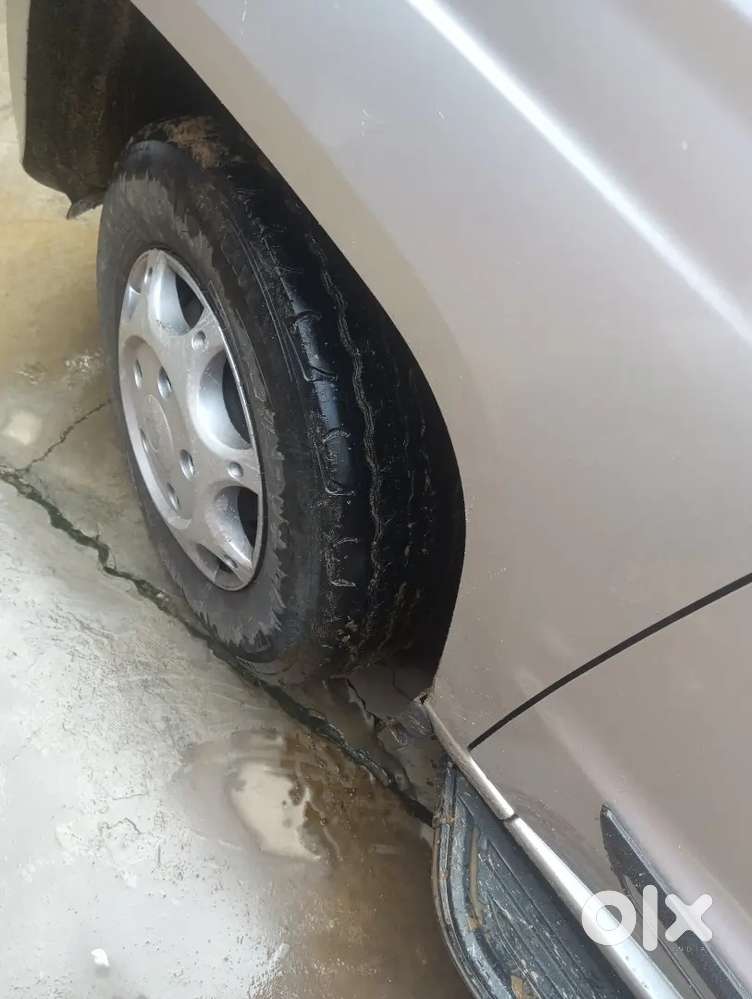 Mahindra Tuv 300 2017