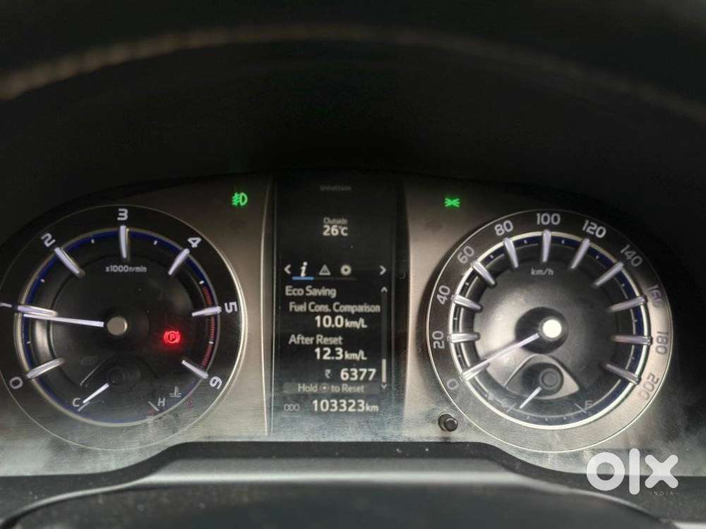 Toyota Innova Crysta 2.4 V 7 STR, 2016, Diesel