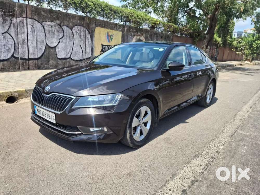 Skoda Superb [ ] 1.8 Style Tsi At, 2018, Petrol