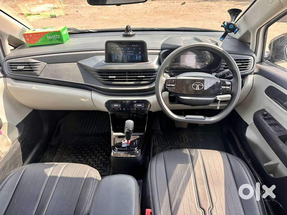Tata Altroz 1.2 Xza Plus, 2025, Petrol