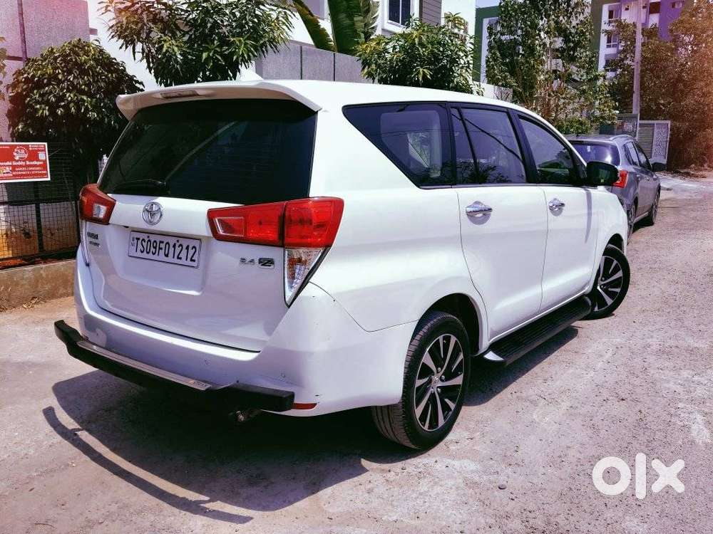 Toyota Innova Crysta 2.7 Zx At, 2020, Diesel