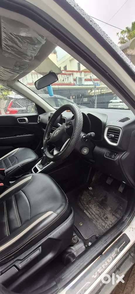 Hyundai Venue 2020 Diesel Well Maintained