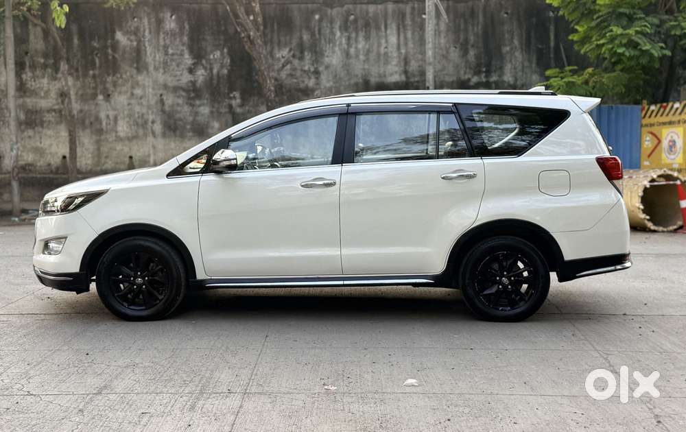 Toyota Innova Crysta 2.8 At Touring Sport, 2017, Diesel